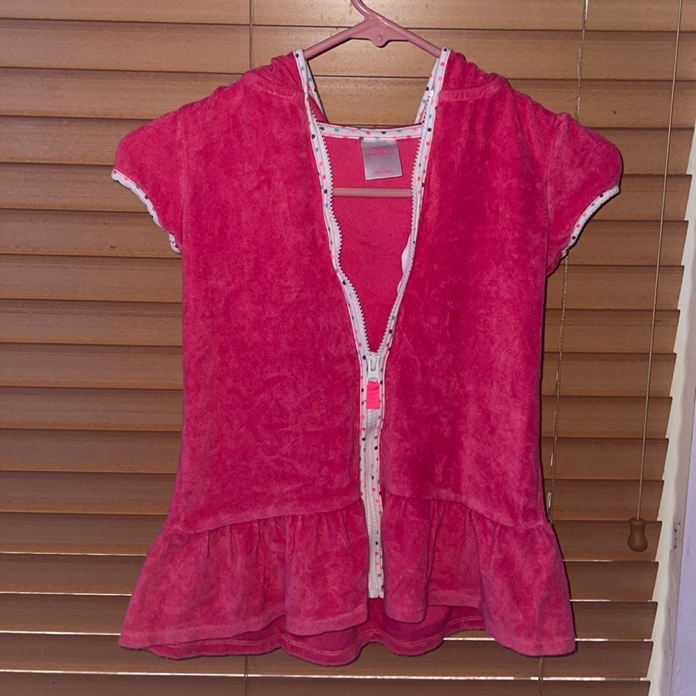 Circo towel zip up with a hood for kids size 5T